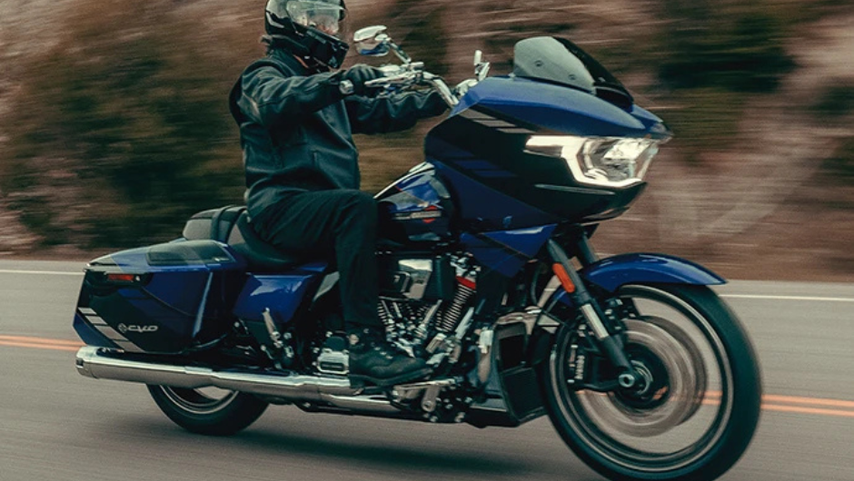 CVO™ Road Glide™ 2025